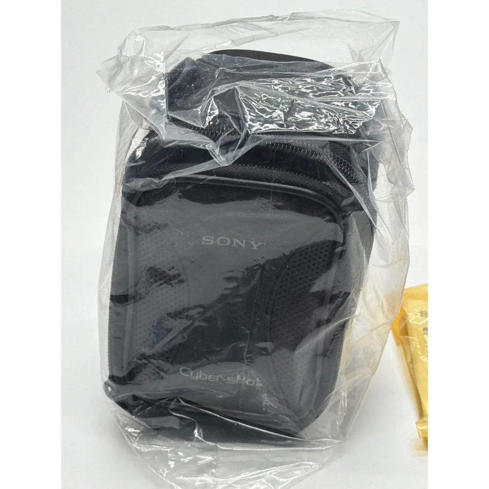 Sony ACC-CSS2‎ Value Kit Cyber-shot DSC-S85 S75 Case NP-FM50 Battery MSAC-A8 New